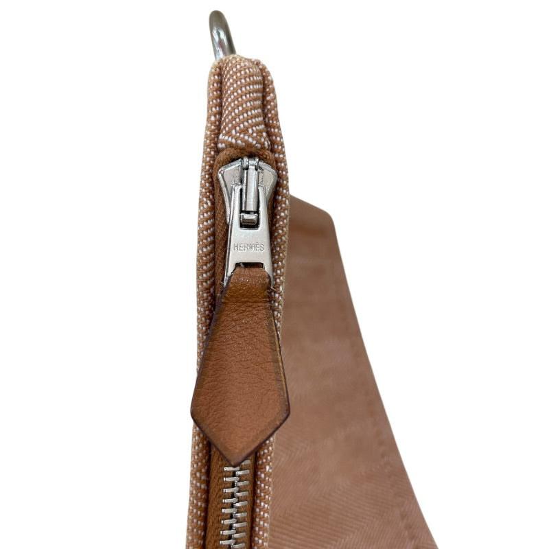 エルメス HERMES ヴァルパライソPM ▢M刻印 オレンジ トワル・スイフト