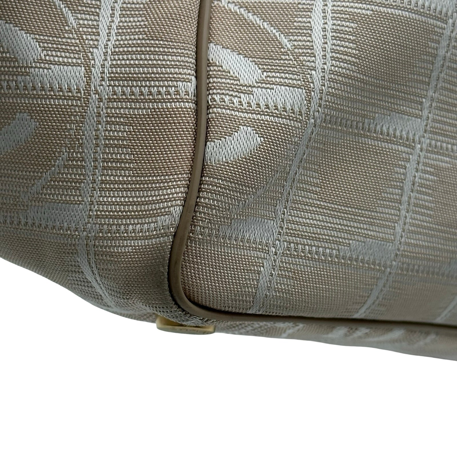 シャネル CHANEL ニュートラベルライン トートMM A15991 8番台