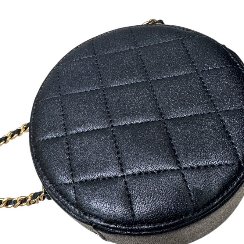 シャネル CHANEL ラウンド チェーンポシェット ブラック ラムスキン