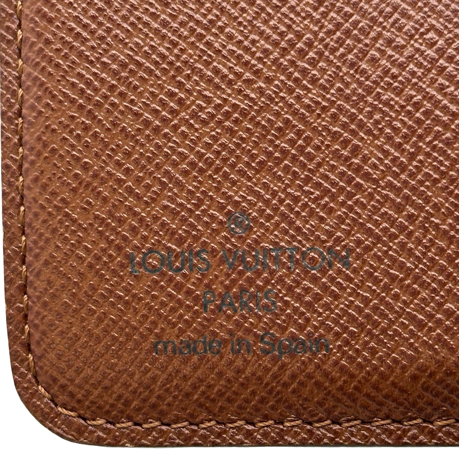 ルイ・ヴィトン LOUIS VUITTON コンパクト・ジップ M61667 ブラウン