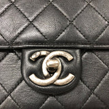 シャネル CHANEL マトラッセ スモールフラップバッグ AS0585 ブラック シルバー金具 カーフ レディース ショルダーバッグ