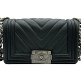 シャネル CHANEL ボーイ シャネル25 Vステッチ A67085 2番台 ブラック シルバー金具 カーフスキン レディース ショルダーバッグ