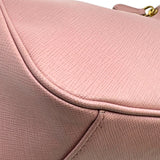 プラダ PRADA Re-Edition 2005 ショルダーバッグ 1BH204 ピンク ゴールド金具 サフィアーノレザー レディース ショルダーバッグ