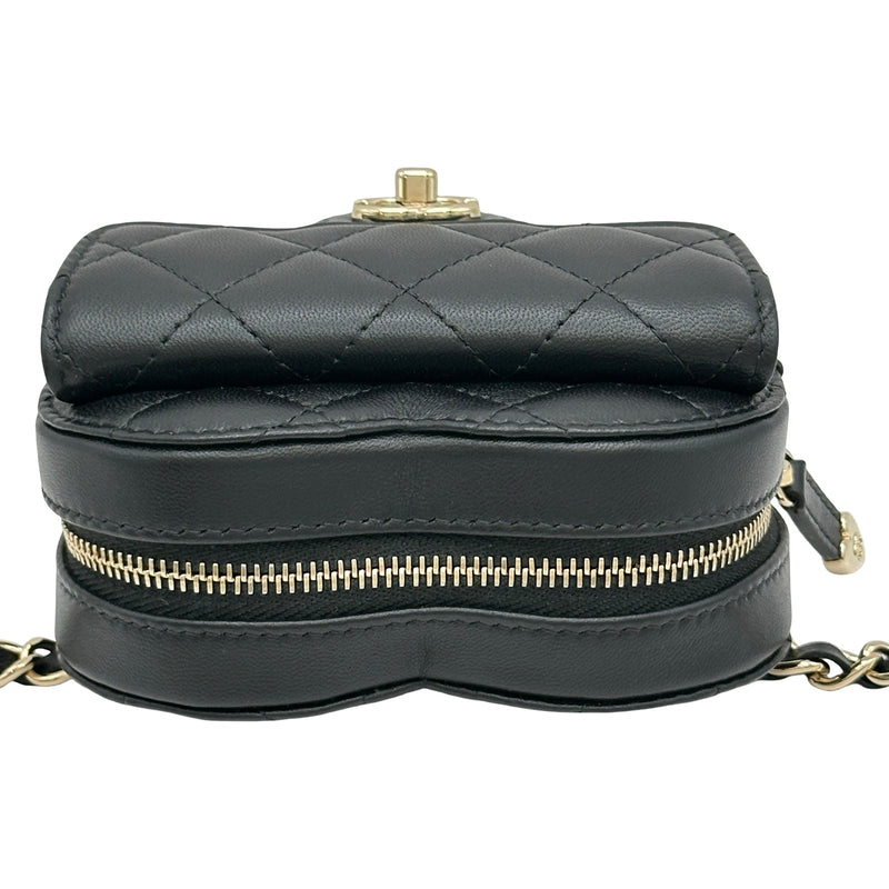 シャネル CHANEL ハートシェイプ ベルトバッグ AP2787 31番台 ブラック