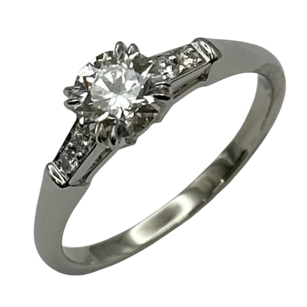 ハリーウィンストン HARRY WINSTON ラウンドカットトリストリング