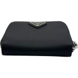 プラダ PRADA トライアングルロゴ コンパクトウォレット 1M0522 ブラック シルバー金具 ナイロン レディース 二つ折り財布