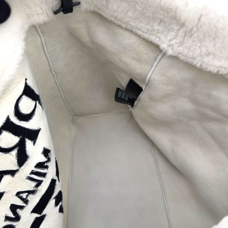 プラダ PRADA テリー トートバッグ 1BG130 ホワイト パイル レディース プラダ PRADA テリー トートバッグ 1BG130 ホワイト パイル レディース