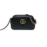グッチ GUCCI GGマーモントスモールカメラバッグ 447632 ブラックゴールド金具 レザー レディース ショルダーバッグ