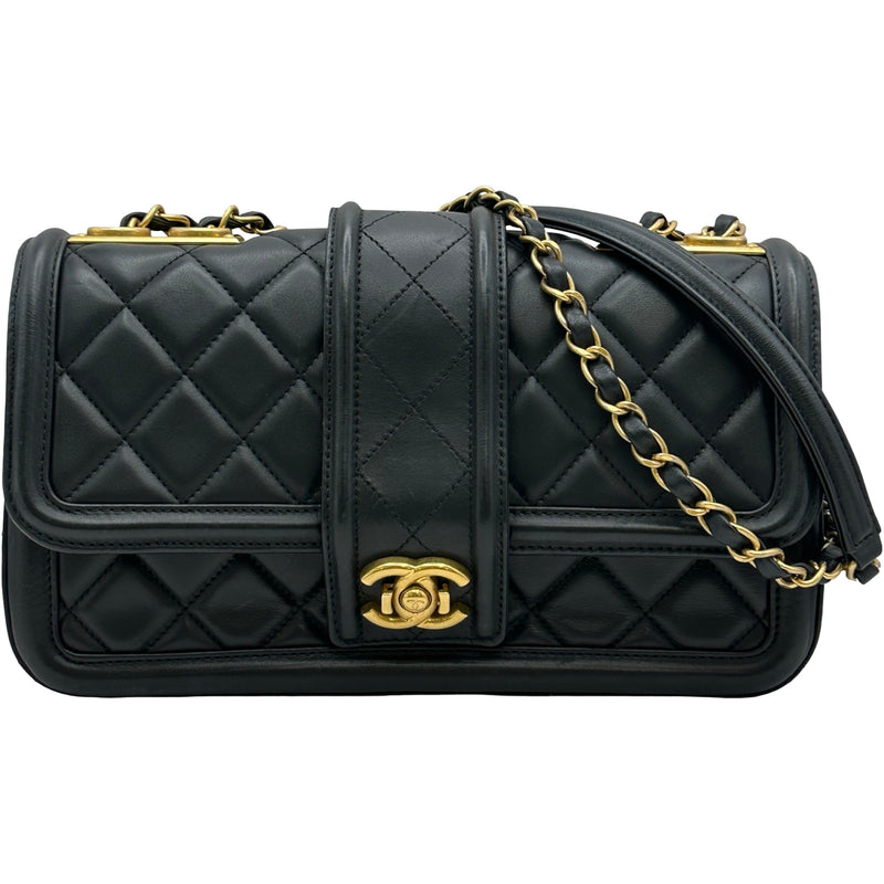 れん　CHANEL ショルダーバッグ　マトラッセ　フラップバッグ シャネル CHANEL マトラッセチェーンフラップバッグ A90670 20番台