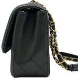 シャネル CHANEL マトラッセチェーンフラップバッグ A90670 20番台 ブラック/ゴールド金具 ラムスキン レディース ショルダーバッグ
