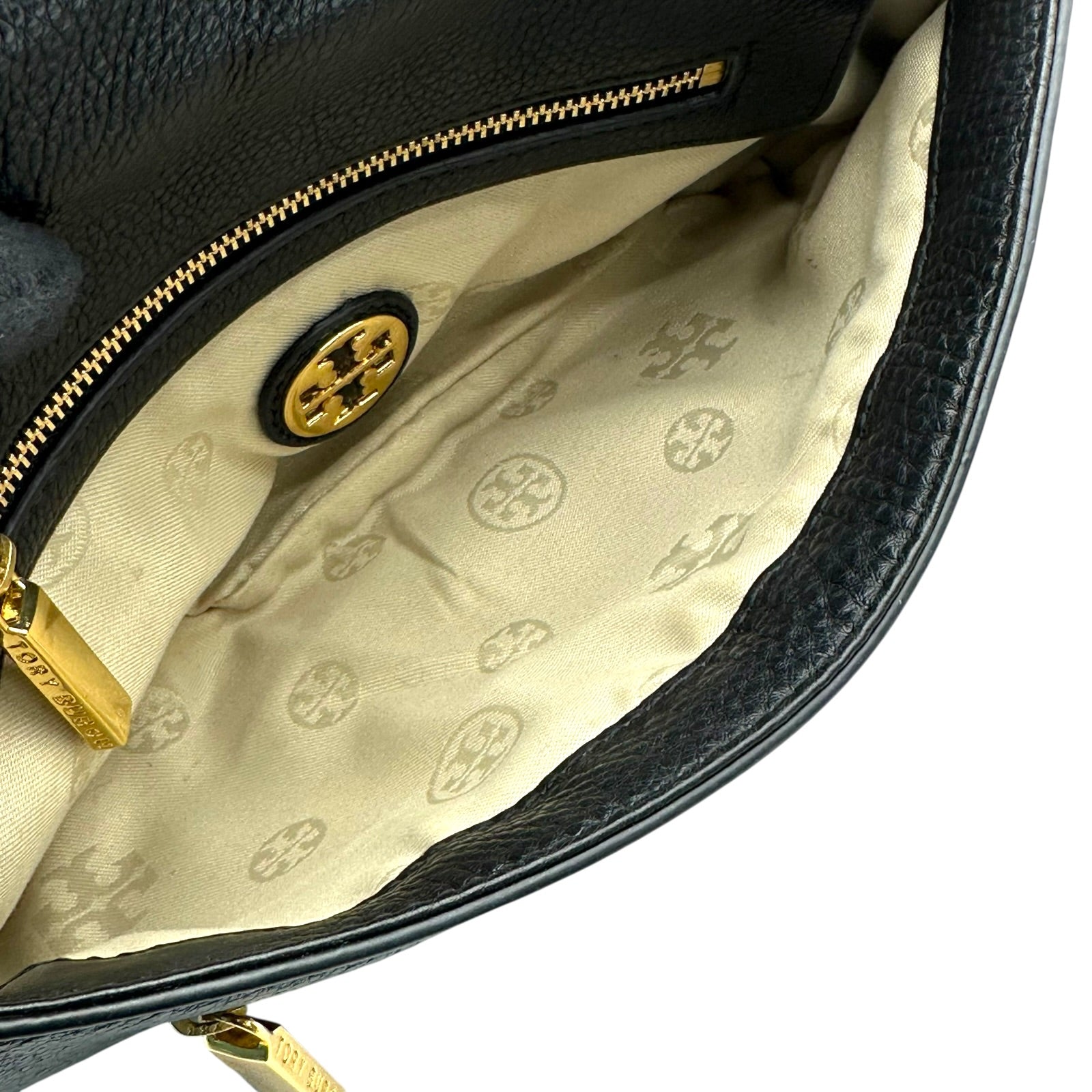 トリーバーチ TORY BURCH チェーンショルダー ブラック ゴールド金具