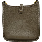 エルメス HERMES エヴリンTPM Z刻 エトゥープ ゴールド金具 トリヨン レディース ショルダーバッグ