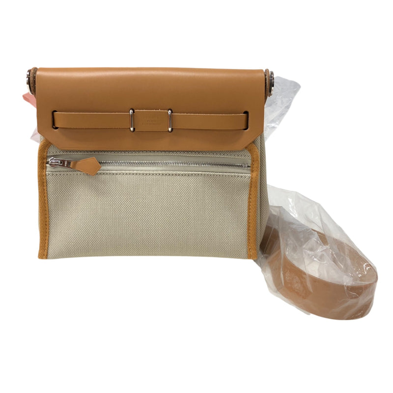 エルメス HERMES エールバッグジップミニ K刻印 ベージュ・ナチュラル シルバー金具 トワル/ヴァッシュハンター レディース ショルダーバッグ エルメス HERMES エールバッグジップミニ K刻印 ベージュ・ナチュラル