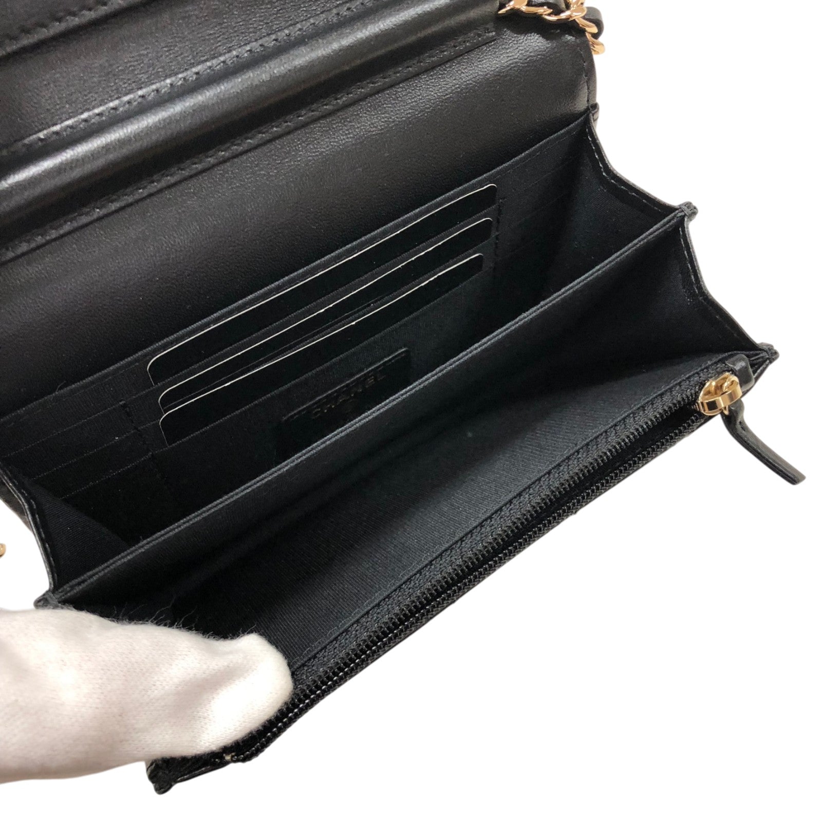 シャネル CHANEL マトラッセ ミニ チェーンウォレット AP1649 31番台