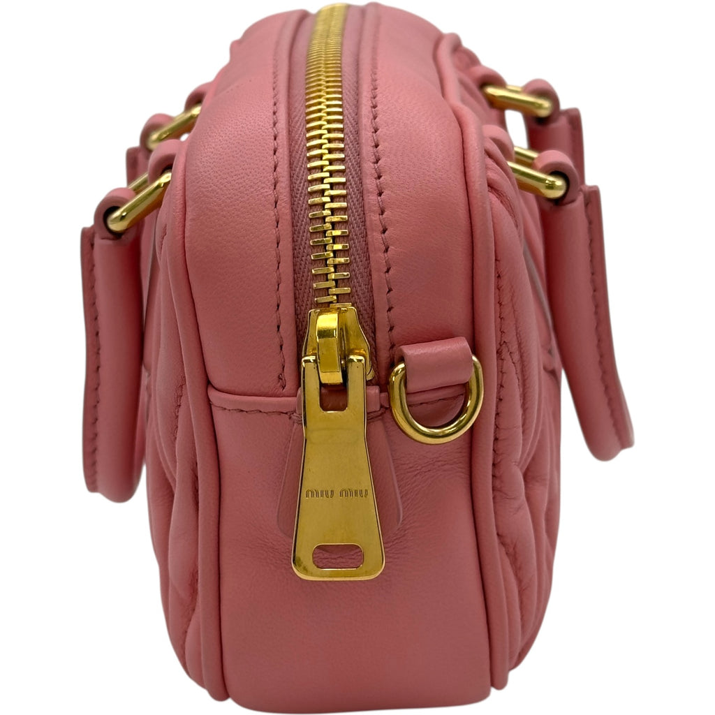 【ショッパー付き】miu miu アルカディ マテラッセバッグ　レギュラー ミュウミュウ miu miu アルカディ マテラッセレザー ミニバッグ 5BP077