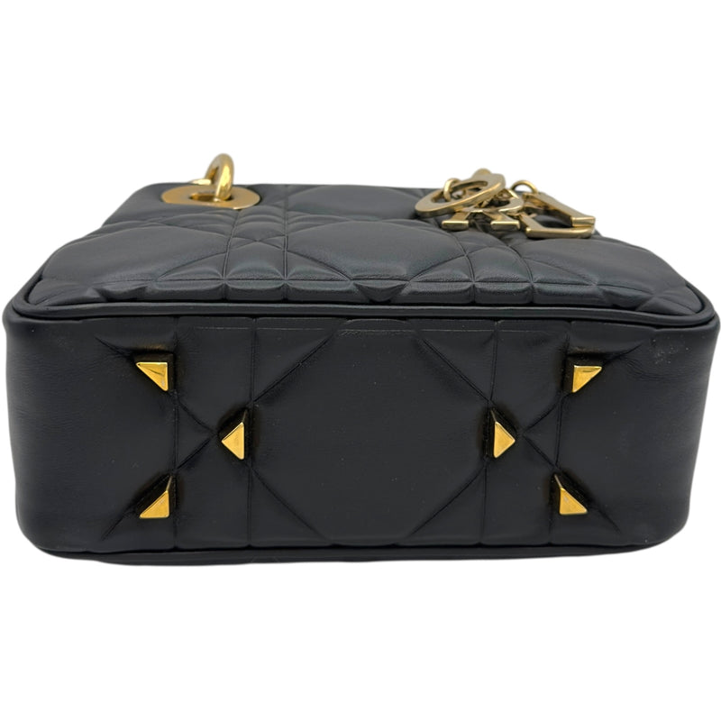 極美品☆Christian Dior クリスチャンディオール カナージュ レディ 95.22 ミニ ラムスキン 2WAYハンドバッグ  ショルダーバッグ ブラック ゴールド金具 保存袋付き イタリア製 レディース 2300045272775_1_600x600_crop_c