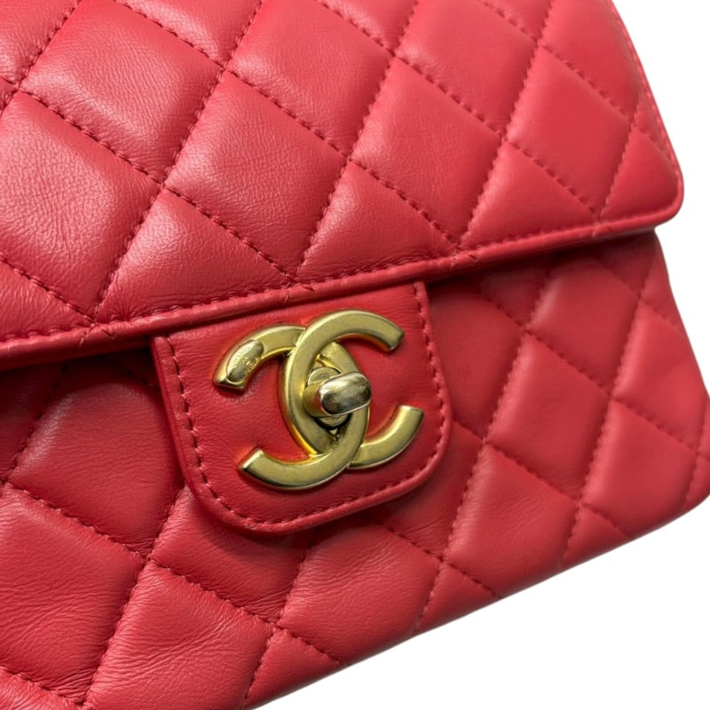 CHANEL(シャネル) ショルダーバッグ ミニマトラッセ AS3737 レッド チェーンショルダー/ゴールド金具/メタルシリアルプレート/6Pチャーム ラムスキン CHANEL - CHANEL(シャネル) ショルダーバッグ ミニマトラッセ AS3737