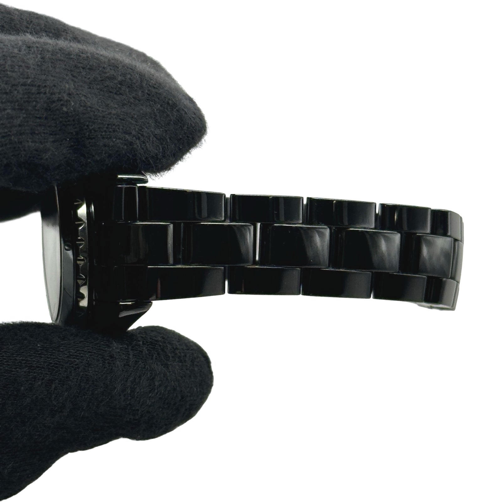シャネル CHANEL J12 33MM H5701 ブラック セラミック/ステンレススチール クオーツ レディース 腕時計 シャネル CHANEL J12 33MM H5701 ブラック セラミック クオーツ