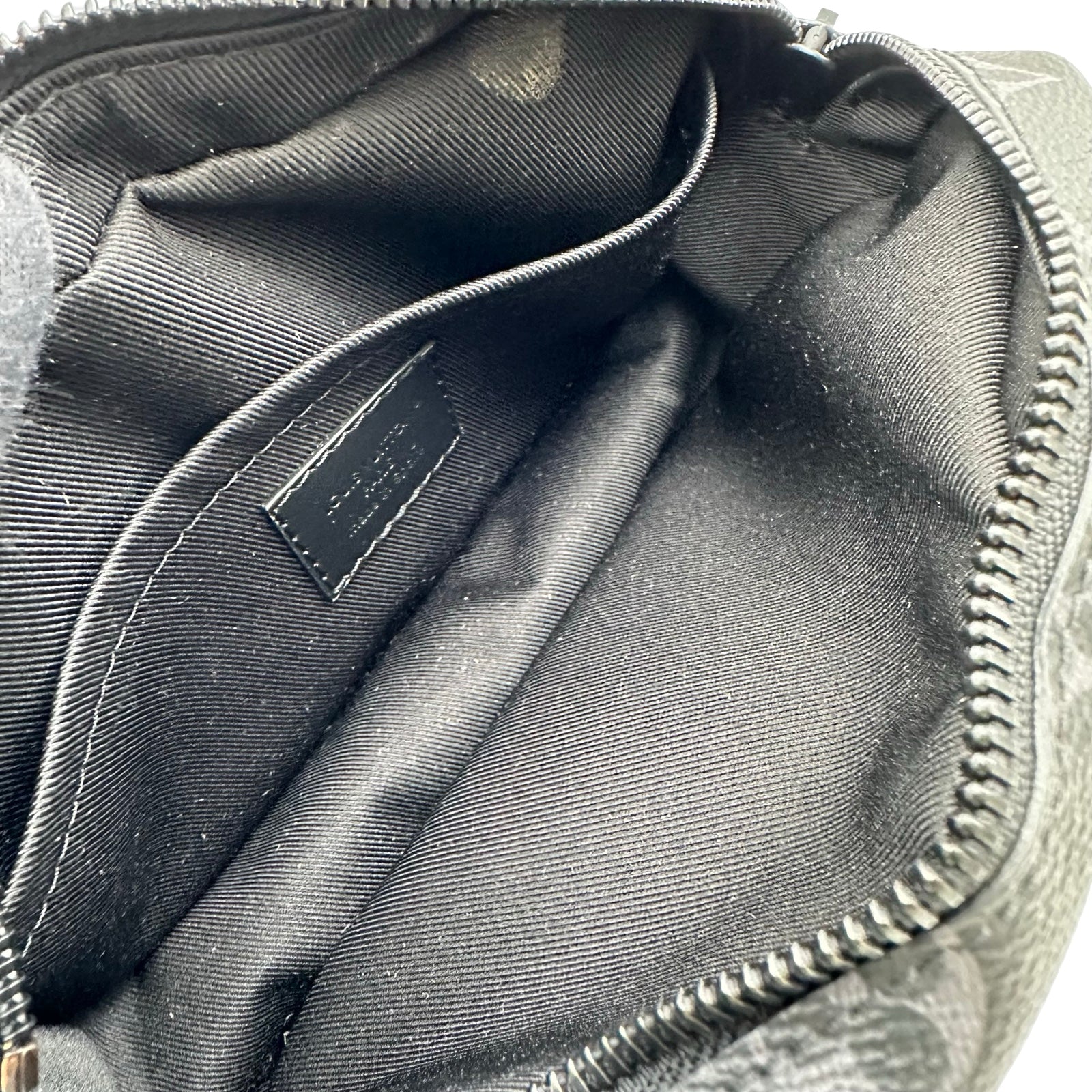 ルイ・ヴィトン LOUIS VUITTON トロカデロ・ウェアラブル ウォレット