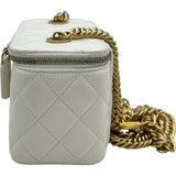 シャネル CHANEL マトラッセチェーバニティバッグ ホワイト ゴールド金具 ラムスキン レディース ショルダーバッグ