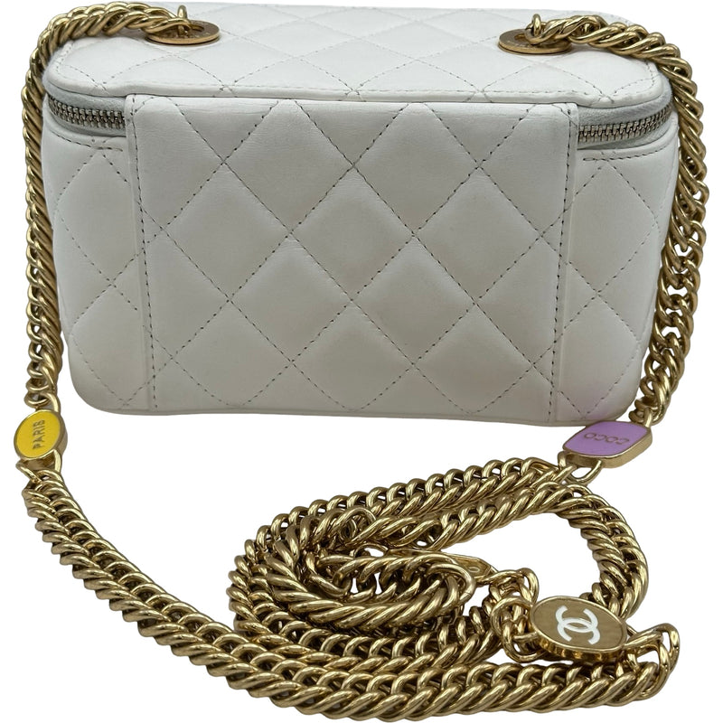 シャネル CHANEL マトラッセチェーバニティバッグ ホワイト ゴールド