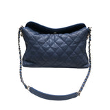 シャネル CHANEL マトラッセホーボーバッグ A66802 ブルーシルバー金具 キャビアスキン レディース ショルダーバッグ