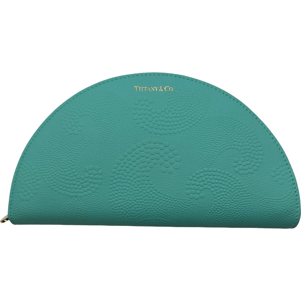 ティファニー TIFFANY＆CO ハーフムーンウォレット ライトブルー