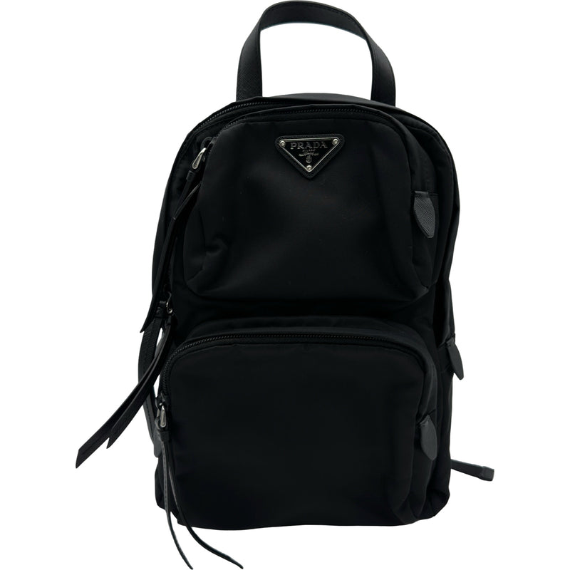プラダ PRADA ナイロンスリングバッグ 1BZ026 ブラック シルバー金具