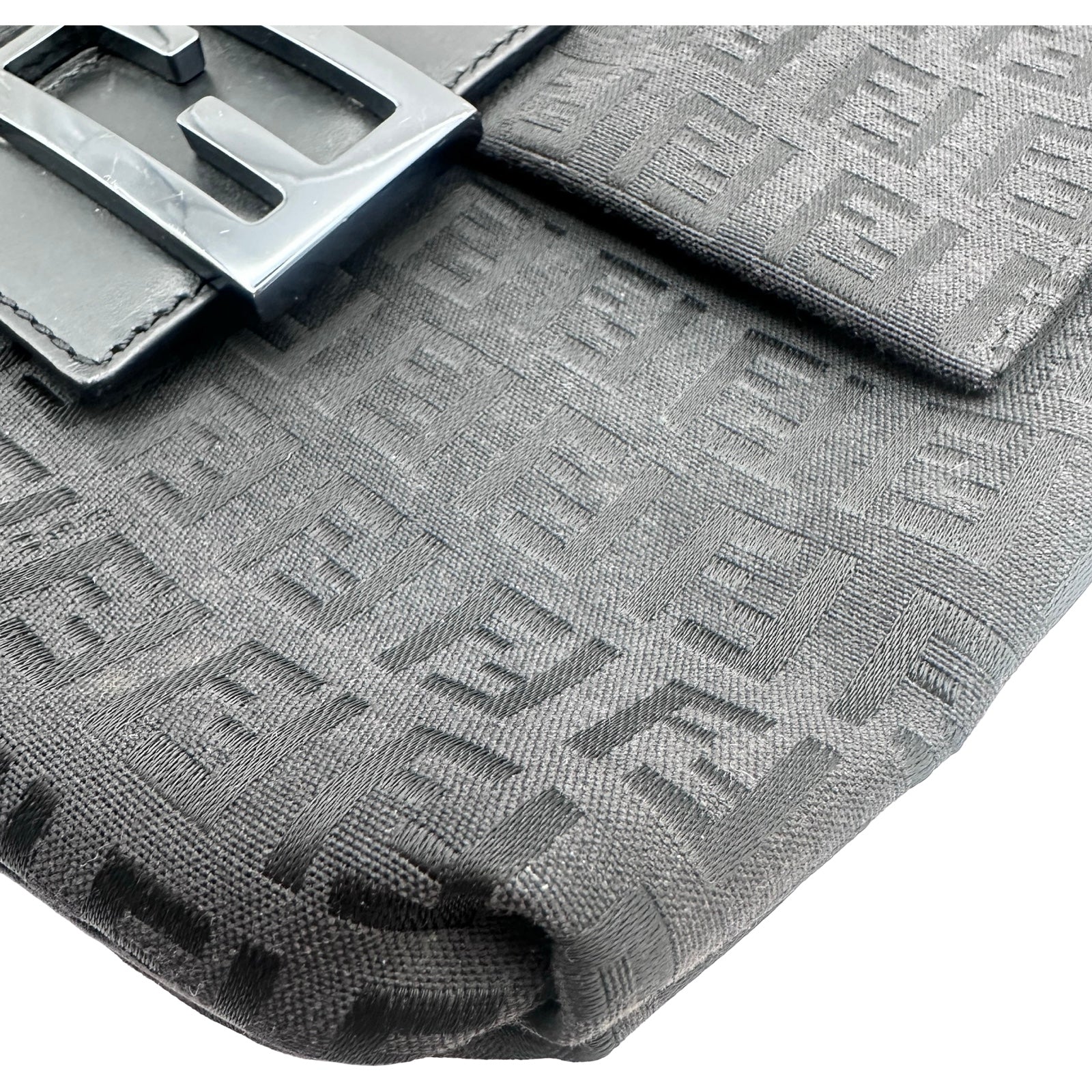 フェンディ FENDI ズッキーノ柄 ショルダー 8BT075 ブラック シルバー