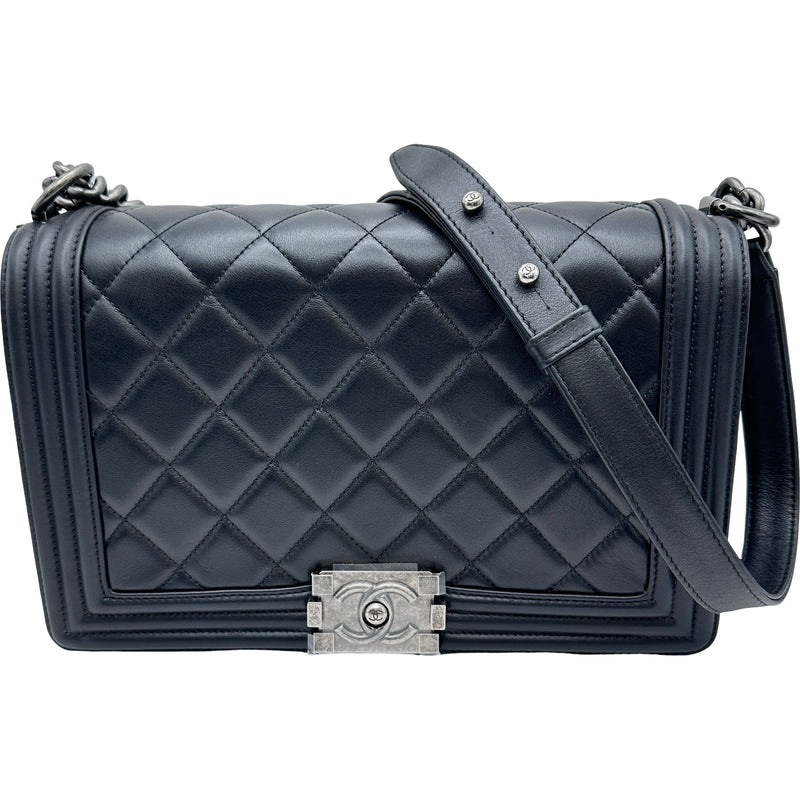 シャネル CHANEL ボーイシャネル28 A92193 19番台 ブラック シルバー
