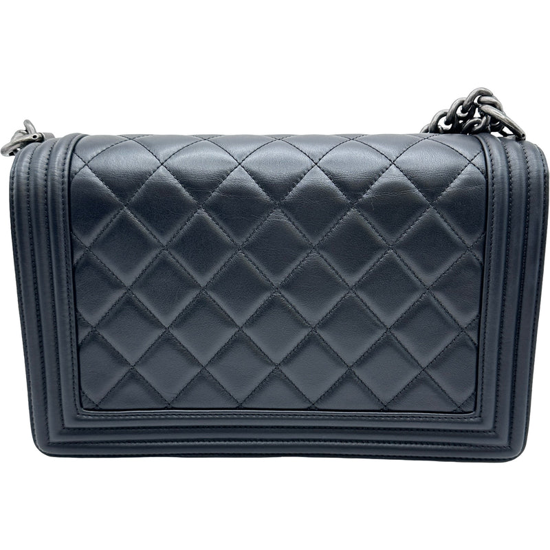 シャネル CHANEL ボーイシャネル28 A92193 19番台 ブラック シルバー
