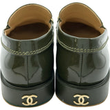 シャネル CHANEL ロゴプレートパテントローファー G37430 カーキ パテント レディース ローファー