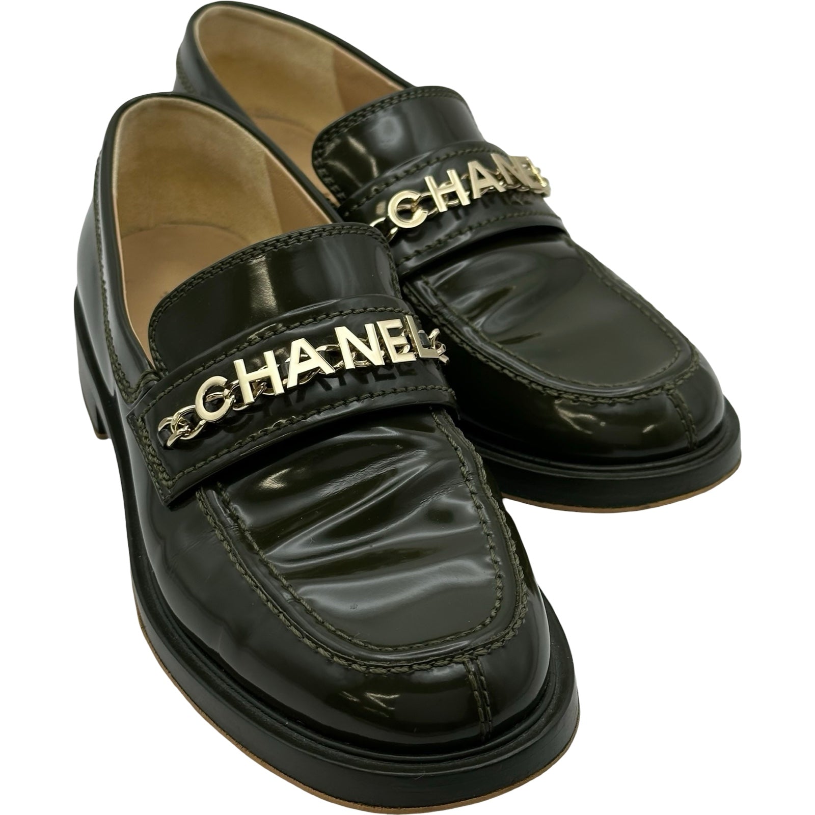 シャネル CHANEL ロゴプレートパテントローファー G37430 カーキ