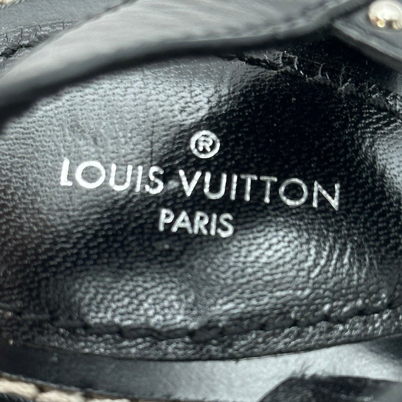 ルイ・ヴィトン LOUIS VUITTON モノグラムスタッズフラットサンダル