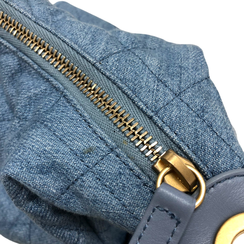 シャネル CHANEL デニム ホーボーバッグ AS5338 ブルー ゴールド金具 デニム レディース ショルダーバッグ シャネル CHANEL デニム ホーボーバッグ AS5338 ブルー ゴールド金具