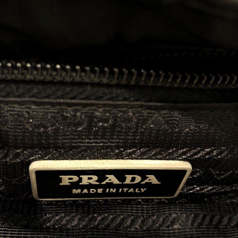 プラダ PRADA ナイロンショルダーバッグ ブラックシルバー金具