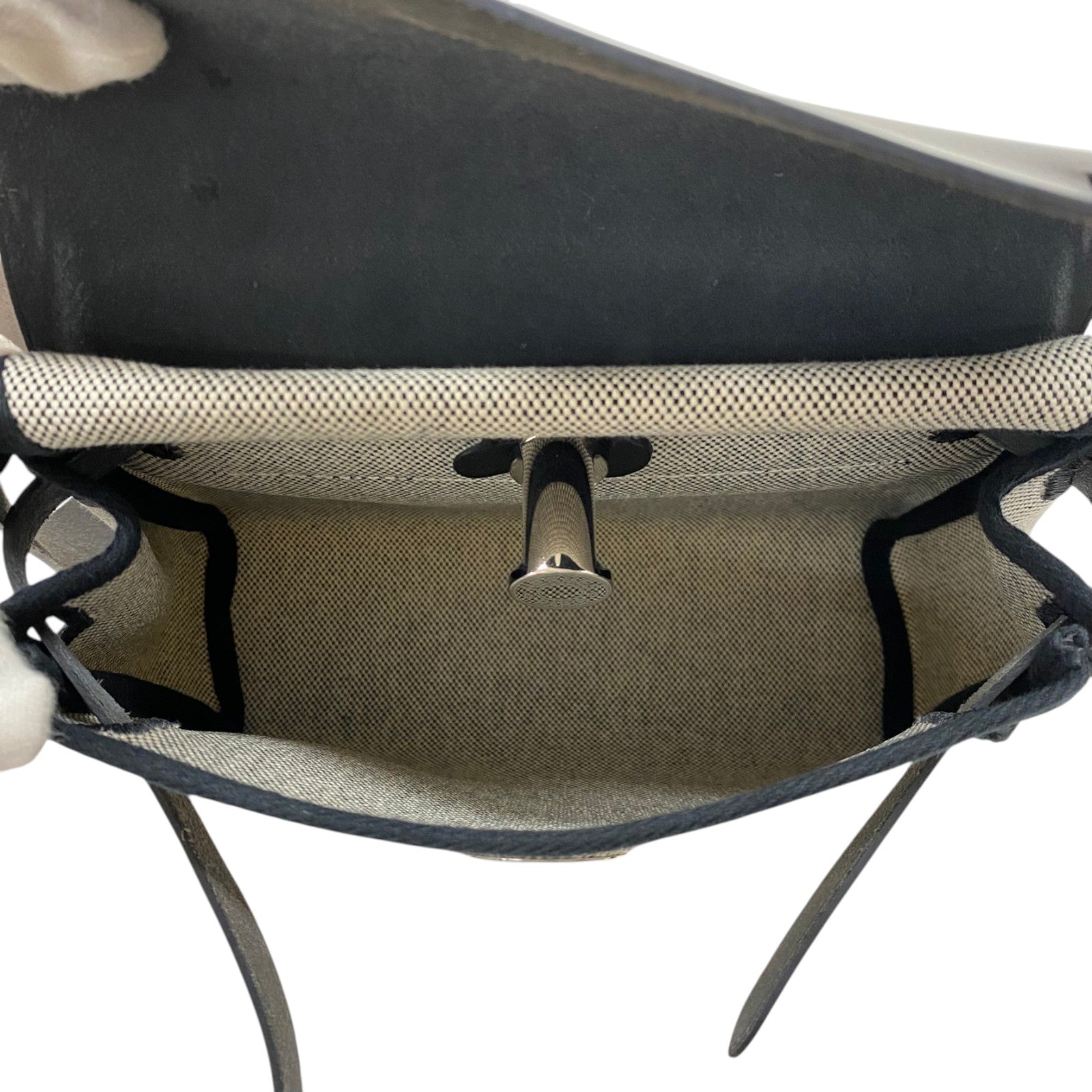エルメス HERMES エールバッグジップミニ K刻 ブラック×アイボリー シルバー金具 トワル ハンター レディース ショルダーバッグ エルメス HERMES エールバッグジップミニ K刻 ブラック×アイボリー