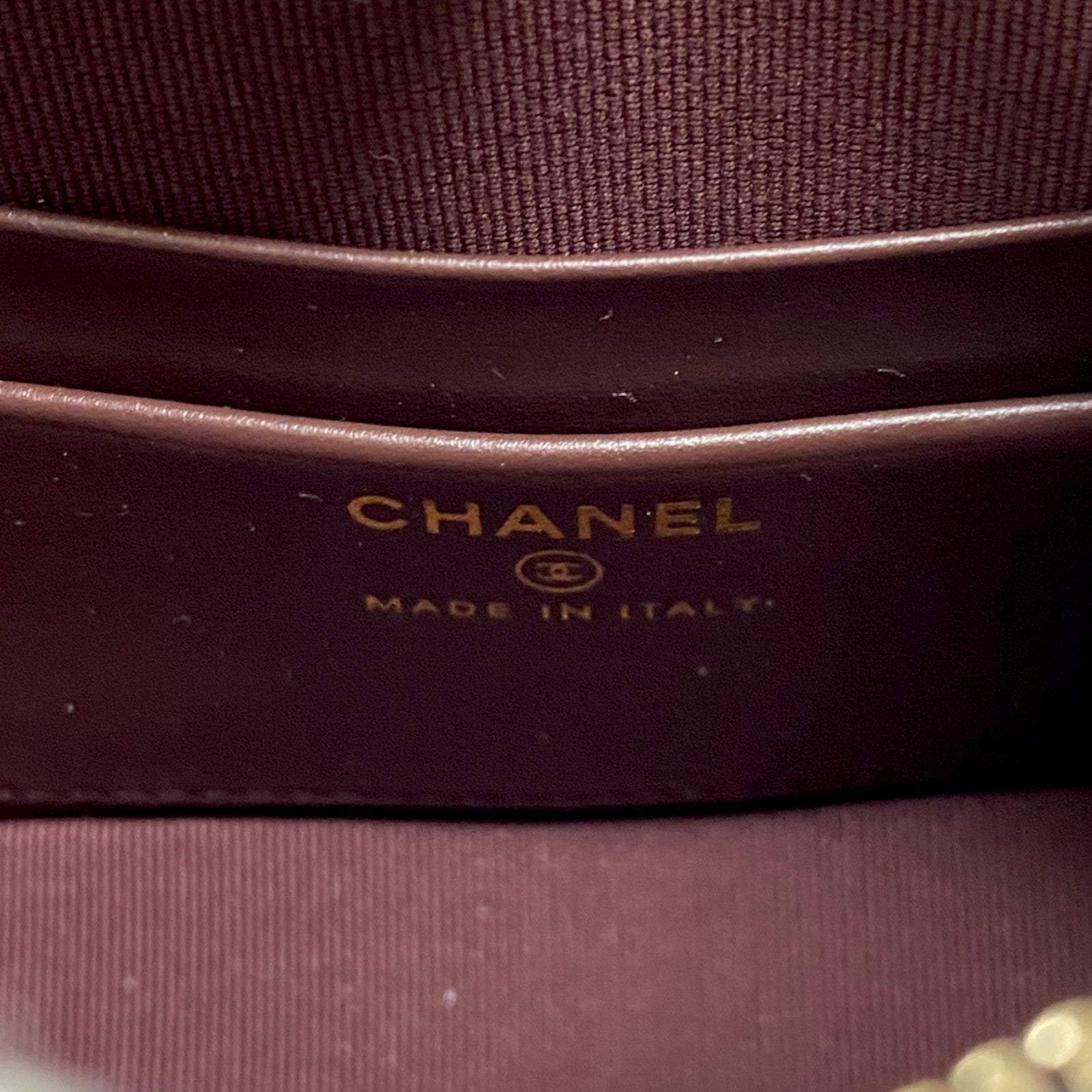 シャネル CHANEL クラシックチェーンクラッチ AP4000 ブラック ゴールド金具 キャビアスキン レディース ショルダーバッグ シャネル CHANEL クラシックチェーンクラッチ AP4000 ブラック