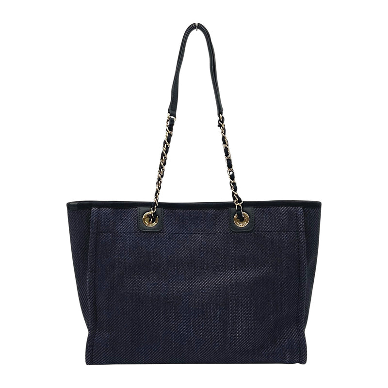 シャネル CHANEL ドーヴィルチェーントートMM A67001 30番台