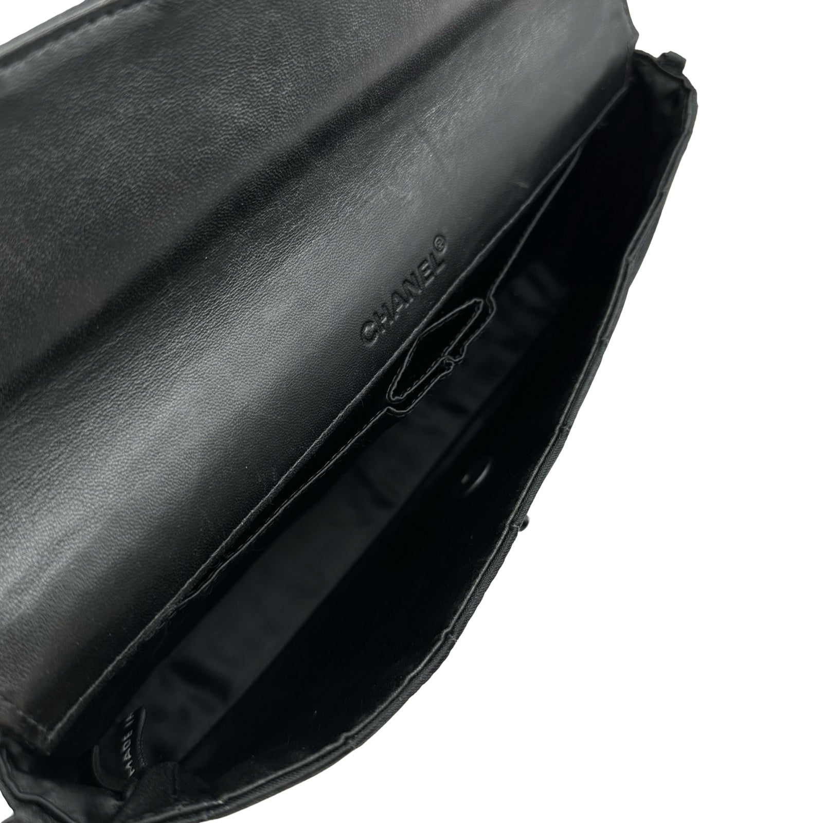 シャネル CHANEL ニュートラベルラインチェーンワンショルダー A15316