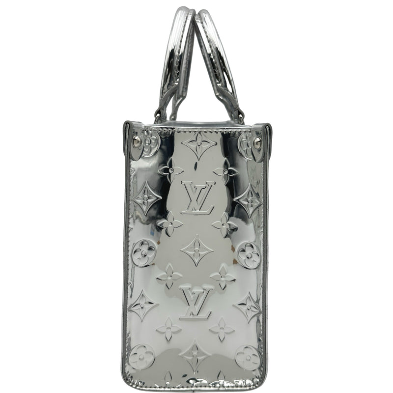 ◯ヴィトン LVガーデン オンザゴーММ シルバー◯ ルイ・ヴィトン LOUIS VUITTON オンザゴーPM M26373 シルバー