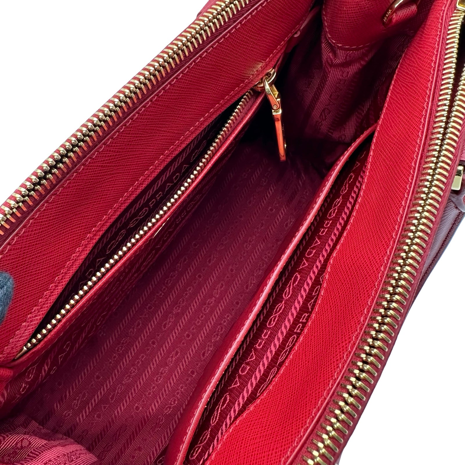 プラダ PRADA ガレリア ミディアム 1BA863 レッド サフィアーノレザー