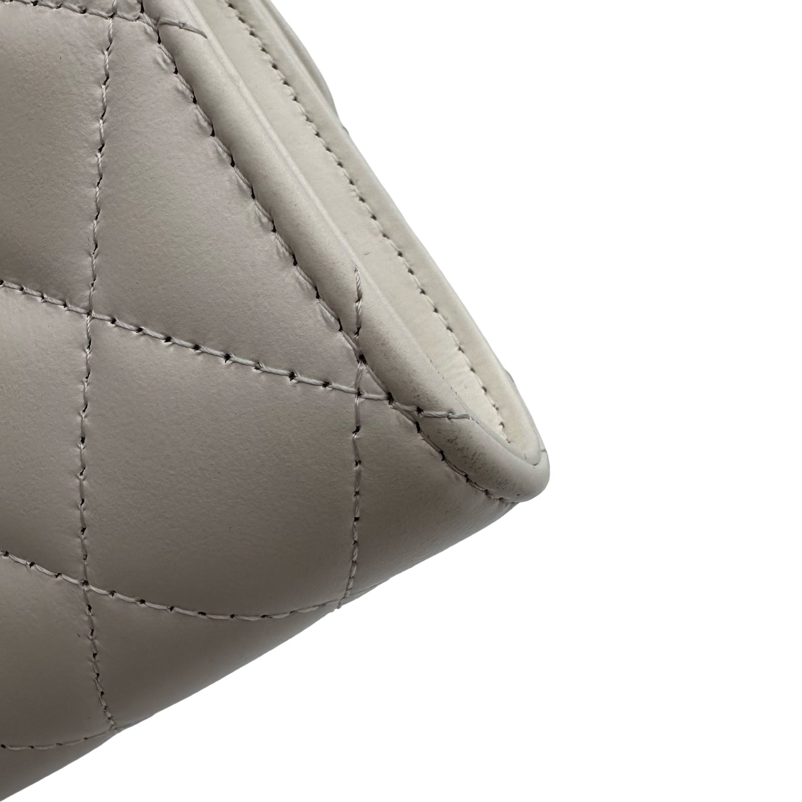 シャネル CHANEL マトラッセフラップ フォンショルダー AP2875 ホワイト ゴールド金具 ラム レディース ショルダーバッグ シャネル CHANEL マトラッセフラップ フォンショルダー AP2875