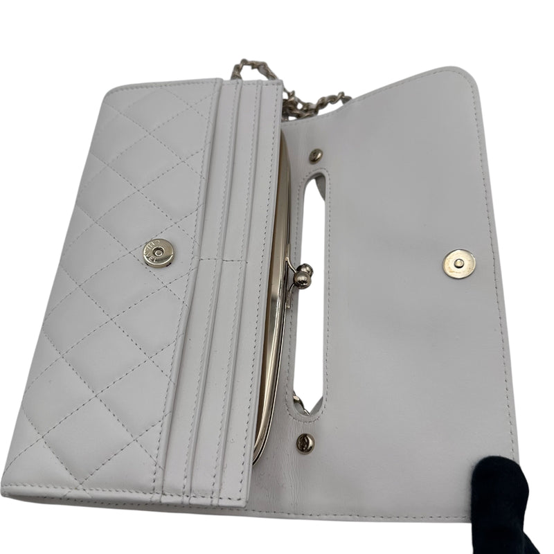 シャネル CHANEL マトラッセフラップ フォンショルダー AP2875 ホワイト ゴールド金具 ラム レディース ショルダーバッグ シャネル CHANEL マトラッセフラップ フォンショルダー AP2875