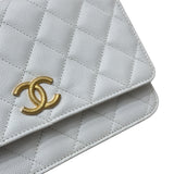 シャネル CHANEL マトラッセチェーンウォレット ホワイト キャビアスキン ゴールド金具 レディース ショルダーバッグ