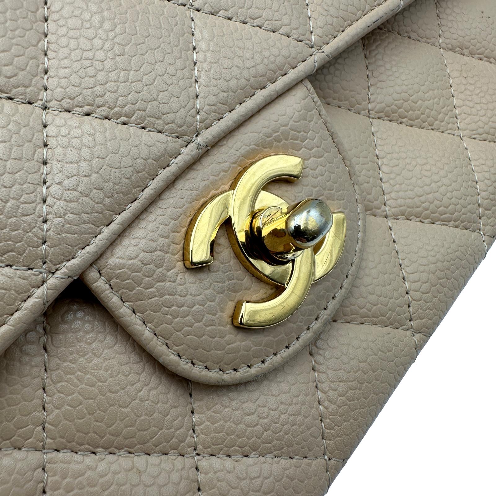 シャネル CHANEL マトラッセ25 A01112 ベージュ/ゴールド キャビア