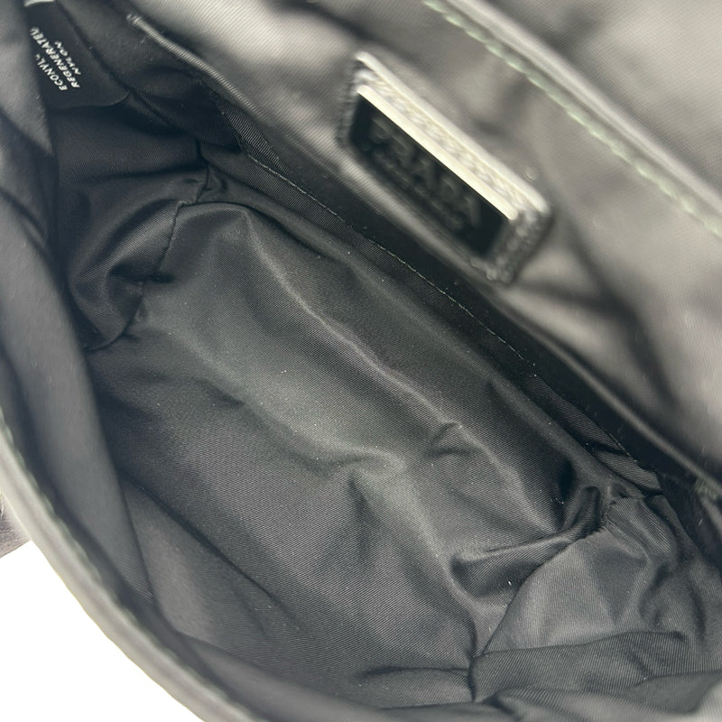 プラダ PRADA Re-Nylon ショルダーバッグ 2VD070 ブラック ナイロン