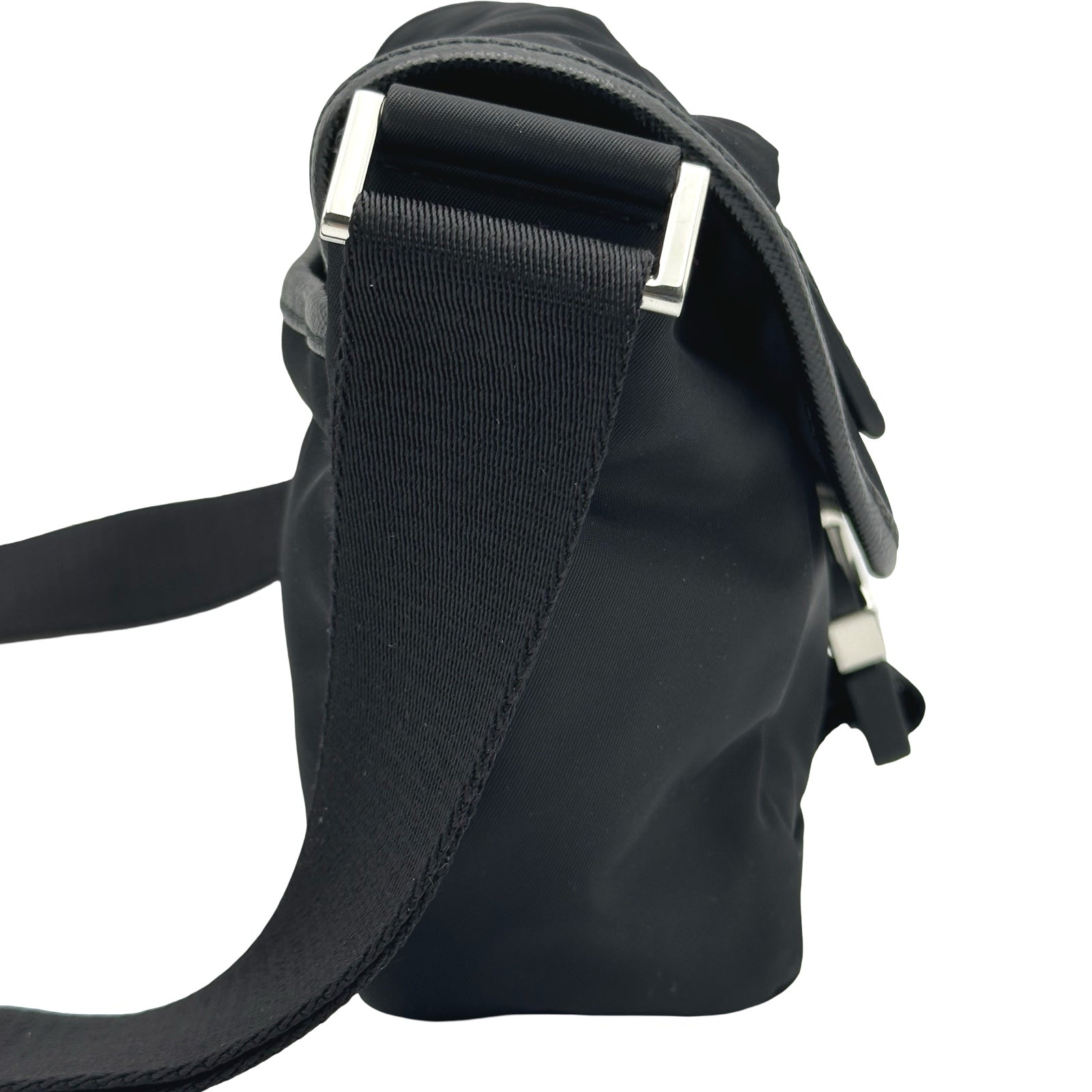 PRADA ブラックナイロンショルダーバッグ プラダ PRADA Re-Nylon ショルダーバッグ 2VD070 ブラック ナイロン
