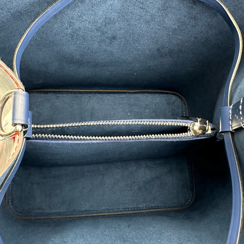 ルイ・ヴィトン LOUIS VUITTON ネオノエ M55303 チェリーベリー エピ レディース ショルダーバッグ 楽天市場】LOUIS VUITTON□ ネオノエ M55303 エピ レザー チェリー