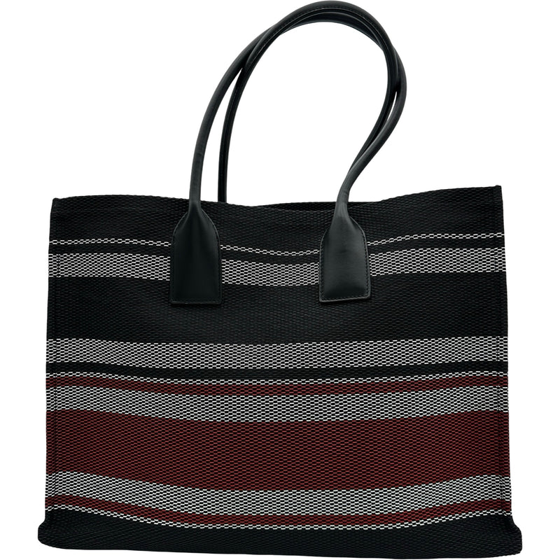 Salvatore Ferragamo ブラック トートバッグ FERRAGAMO（フェラガモ） トートバッグ キャンバス/レザー ブラック